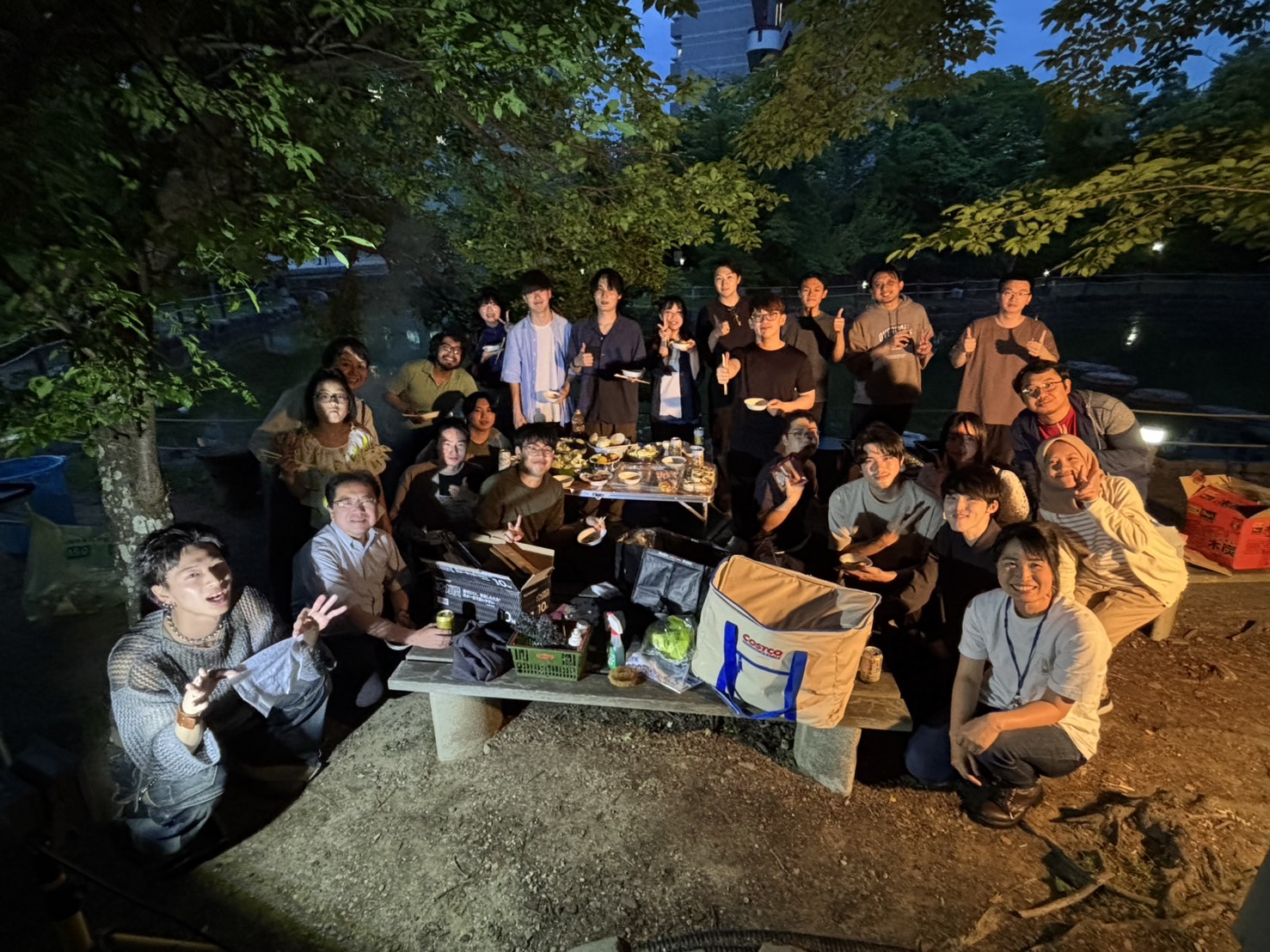 ../pasttopics/images2025/M1_welcome_party.jpg